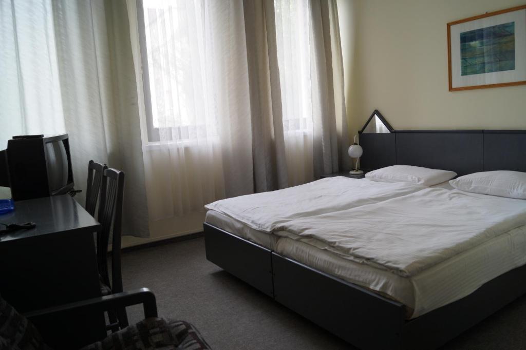 Arbiter Hotel Elblag Oda fotoğraf