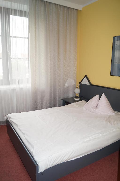 Arbiter Hotel Elblag Oda fotoğraf